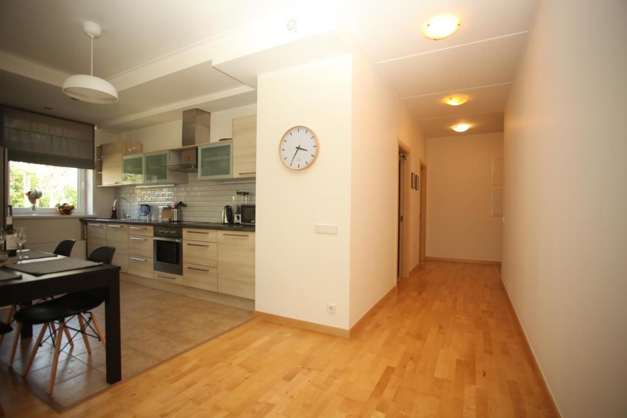 Апартаменты Cozy Home Apartment Kaivas, free parking, self check-in Рига-13